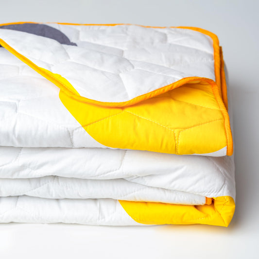 Yellow & Grey Polka Dots 100% Cotton Reversible Comforter for Single Bed | 150 GSM Lightweight Winter Quilt | AC Blanket 54" x 84"
