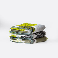 Olive Green & Black Circles 100% Cotton Reversible Comforter for Single Bed | 150 GSM Lightweight Winter Quilt | AC Blanket 54