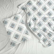 Mist & Charcoal Grid 186 TC Cotton King Size Fitted Bedsheet with 2 Pillow Covers - All-Around Elastic, 78 x 72 Inches