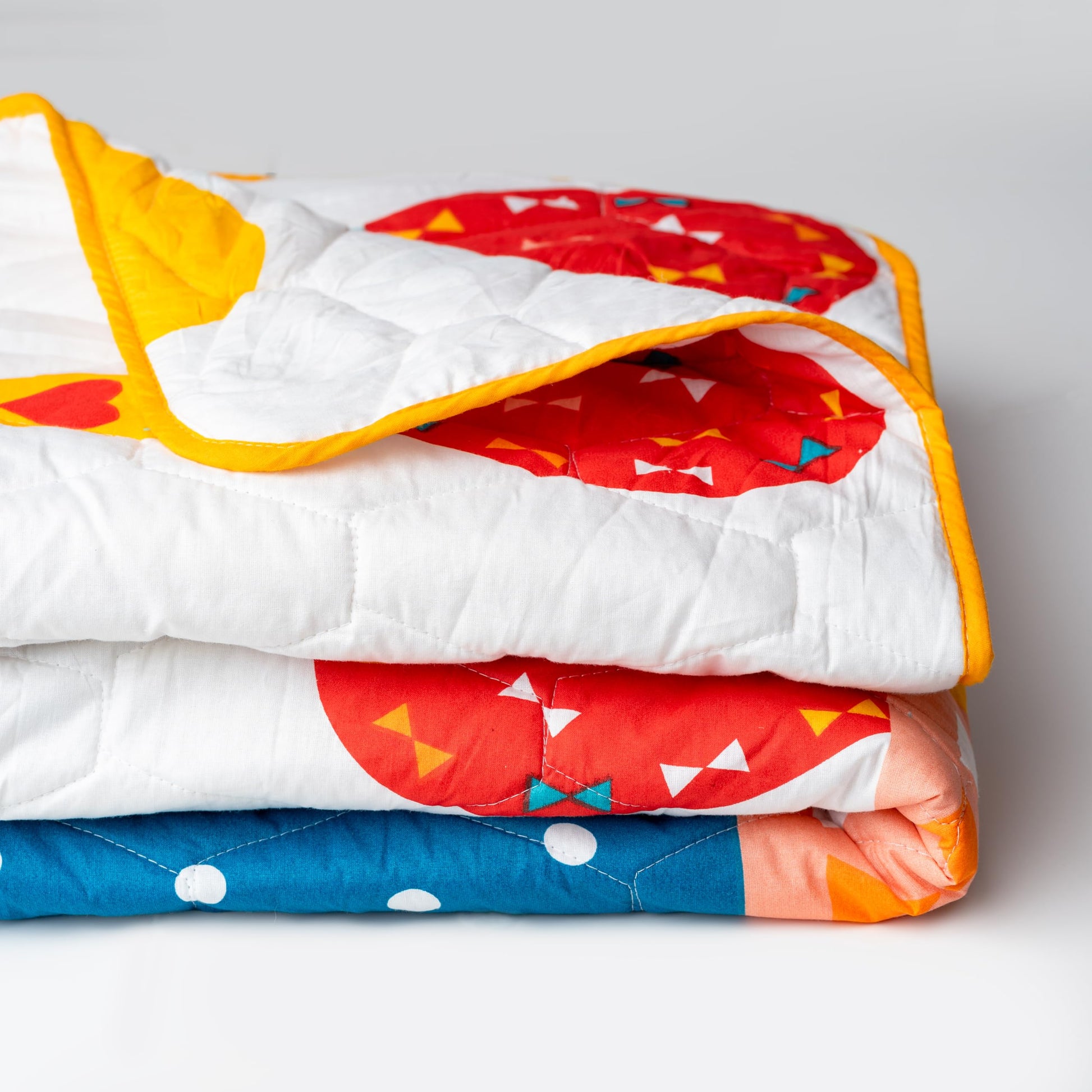 Peacock Blue & Red Balloon 100% Cotton Reversible Comforter for Single Bed | 150 GSM Lightweight Winter Quilt | AC Blanket 54" x 84"