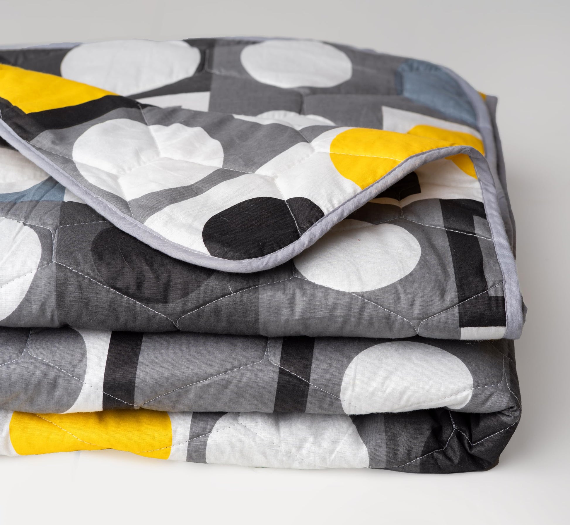 Forged Grey & Zest Yellow 100% Cotton Reversible Comforter for Single Bed | 150 GSM Lightweight Winter Quilt | AC Blanket 54" x 84"