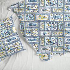 Royal Parrot Flora Print 100% Cotton King Size Bedsheet with 2 Pillow Covers, 144 TC, 104 x 104 Inches
