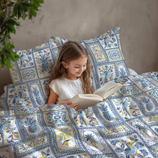 Royal Parrot Flora Print 100% Cotton King Size Bedsheet with 2 Pillow Covers, 144 TC, 104 x 104 Inches