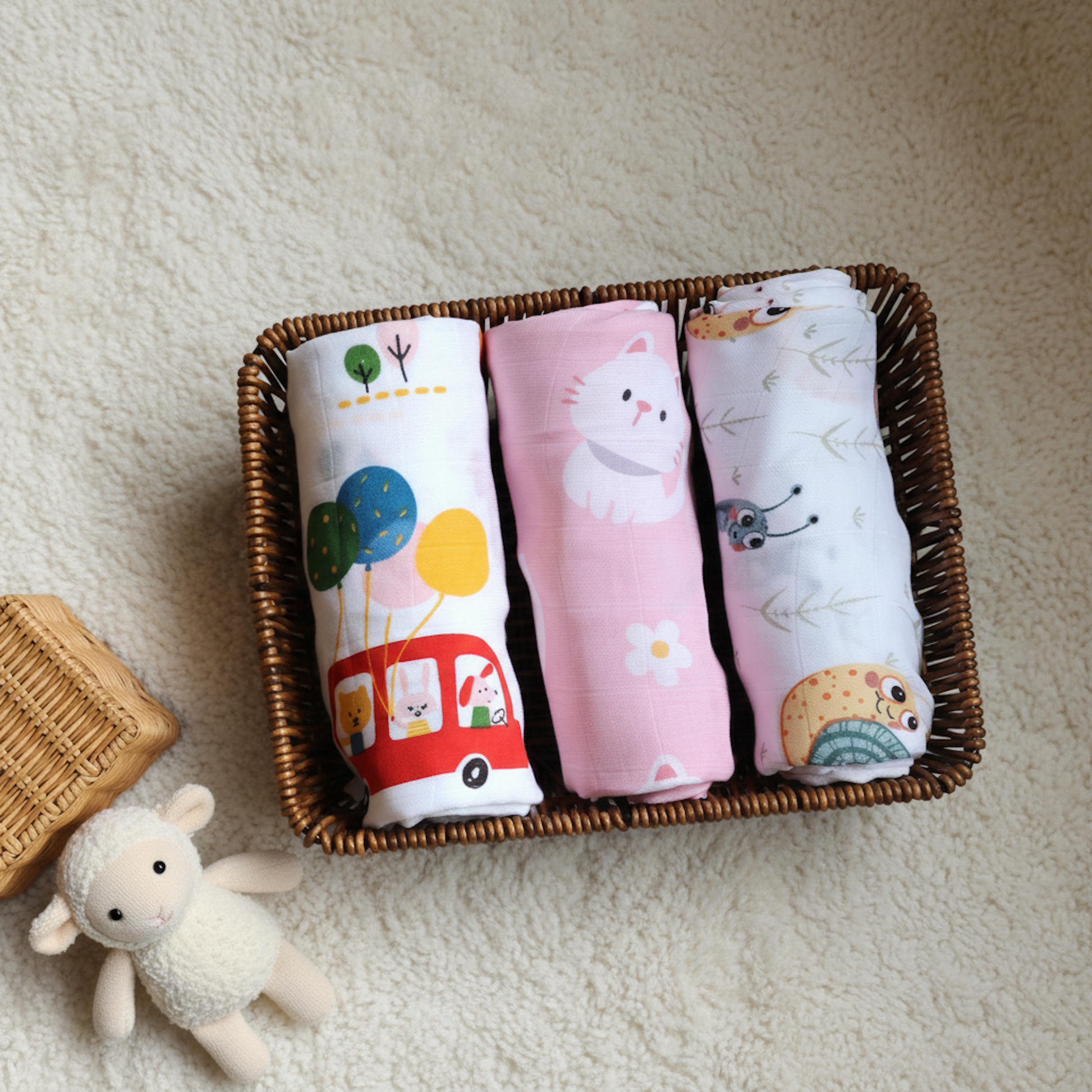 Loreto Baby Muslin Swaddle Combo Pack of 3 | 100% Cotton | Soft & Breathable